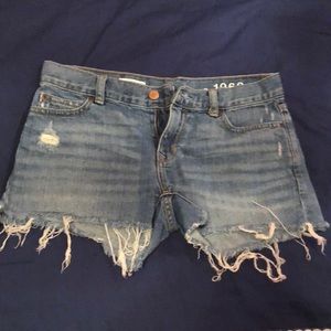 Gap sexy boyfriend shorts